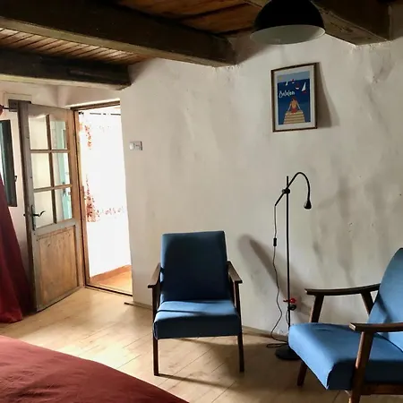 Guest house Kali Kerted Vendeghazak Karolin Neni Haza *